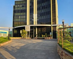 A venda Escritório com 145m², sito no Condomínio América Plaza, parte frontal,...