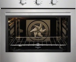 A venda Reparação, e manutenção de todo tipo de fornos eléctricos, e exaustore...