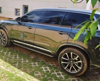 A venda VOLVO XC90 B4 DIESEL BEM CUIDADO p