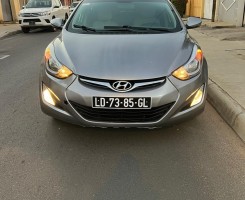 A venda Hyundai Elantra disponível