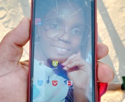 A venda Telemóvel de marca DÓ