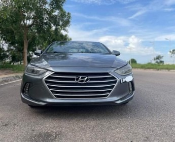 A venda Hyundai Elantra 2019 I ln
