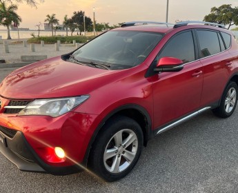 A venda Toyota Rav4 2015 3n