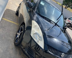 A venda SUZUKI SWIFT