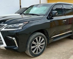 A venda Lexus Blindado, semi novo cr