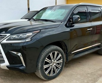 A venda Lexus Blindado, semi novo cr