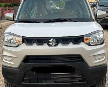 A venda SUZUKI SPRESSO AUTOMÁTICO