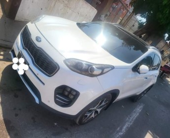 A venda Kia Sportage white Start bem cuidado 3ln