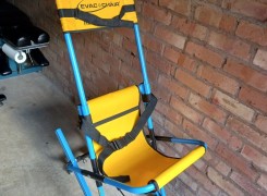 Cadeira de evacuação EVAC+Chair, capacidade de 182kg