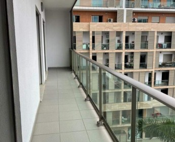 A venda Excelente apartamento T3, mobiliado, no Condomínio Dolce Vita, Talaton...