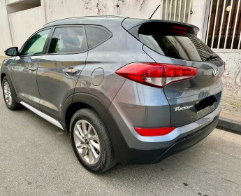 A venda HYUNDAI TUCSON 2017