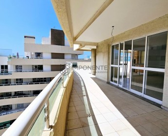 A venda Penthouse T5+1, com 457m², no Condomínio Acquaville, Talatona.