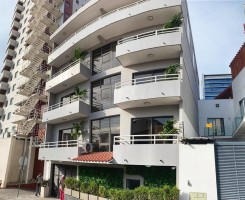 A venda Edifício residencial, no Centro da cidade, adjacente as Torres do Carm...