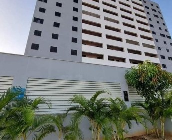 A venda Apartamento T3, no Condomínio Boulevard, Patriota.