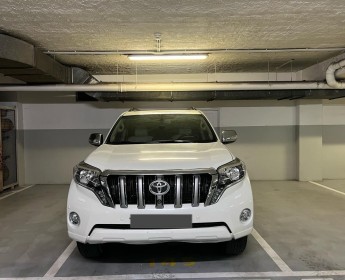 A venda TOYOTA LANDCRUISER PRADO VXL V6