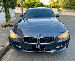A venda BMW 320i TWIN TURBO 2.0 FULL OPTION