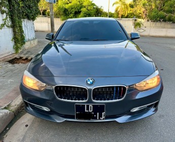 A venda BMW 320i TWIN TURBO 2.0 FULL OPTION