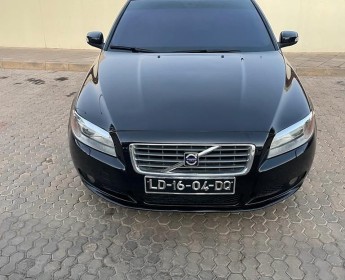A venda VOLVO S80 FULL OPTION