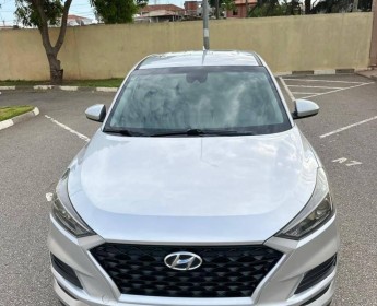 A venda HYUNDAI TUCSON NOVO