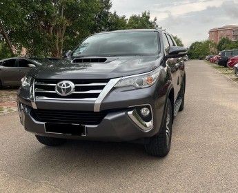 A venda TOYOTA FORTUNER 3.0 NOVO MODELO