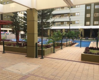 A venda Apartamento T3, mobiliado, no Condomínio Clássicos do Sul, Benfica.
