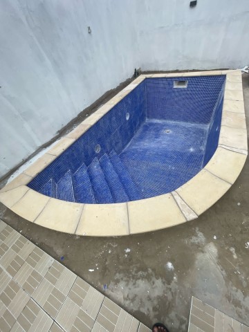 Moradia T3 com piscina, no Condomínio Bem Morar, Patriota.