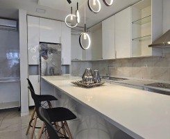 A venda Excelente apartamento T3, no Maculusso, defronte ao BNI.