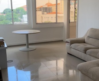 A venda Apartamento T1+1 na cidade junto a unitel c.Alx