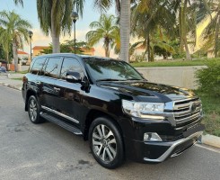 A venda Land Cruiser VXR 5.7 2020 gasolina 3ln