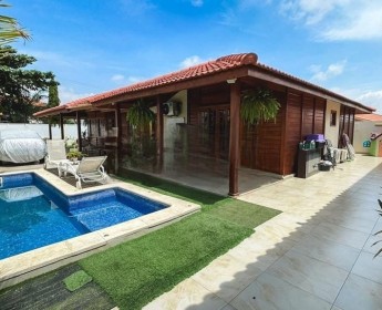 A venda Vivenda V3 térrea, com anexo e piscina, no Condomínio Palanca Negra, T...