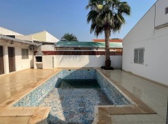 Moradia V4 térrea, com anexo e piscina, no Condomínio Mulemba, Talatona