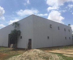 A venda Nave com cobertura de 1.300m², no Pólo Industrial de Viana.