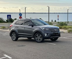 A venda HYUNDAI CRETA SUPER LIMPO