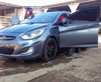 A venda Vende-se Hyundai Accent