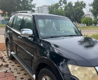 A venda MITSUBISHI PAJERO FULL