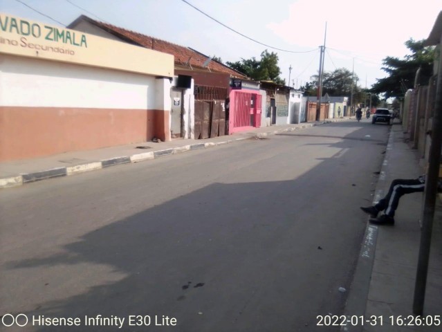 Venda Complexo escolar à Venda