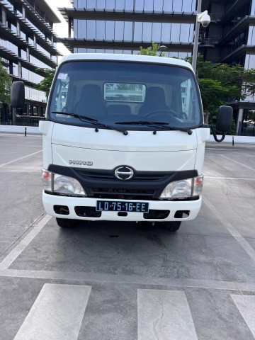 Venda Toyota Hino 2015