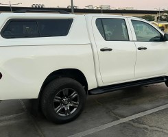 A venda Toyota Hilux JLO