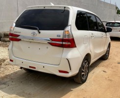 Comprar Toyota Avanza 2022
