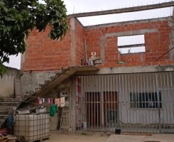 A venda Vendo-se este primeiro andar