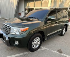 A venda TOYOTA LAND CRUISER V8 VX