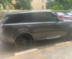 A venda RANGE ROVER SPORT LIMITED EDITION