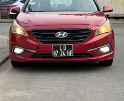 A venda HYUNDAI SONATA