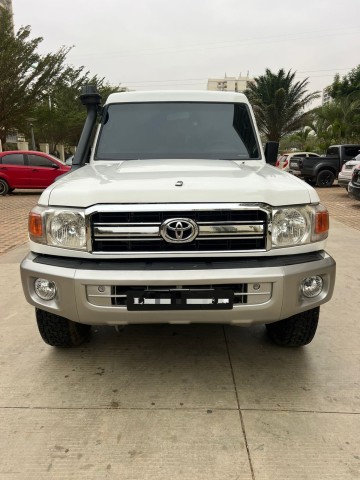 Venda TOYOTA LAND CRUISER HZ