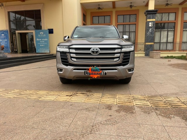 Venda TOYOTA LAND CRUISER VXR TWIN TURBO