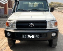 A venda Land Cruiser cabine simples