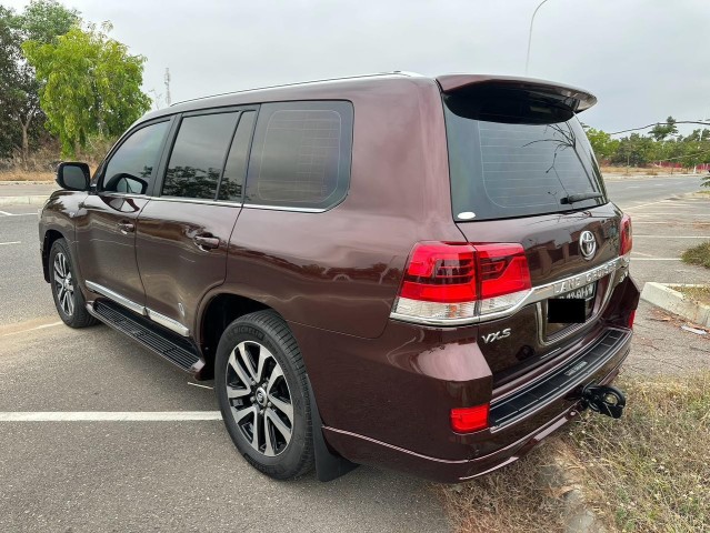 Venda TOYOTA LAND CRUISER | VX.S