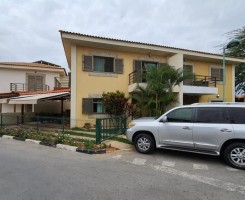 A venda Moradia V3 duplex, Talatona r3