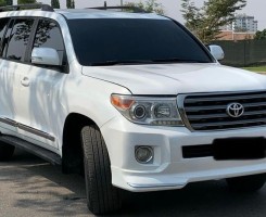 A venda Toyota Land Cruiser V8 Full options