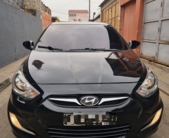 A venda Hyundai accent limpo automático